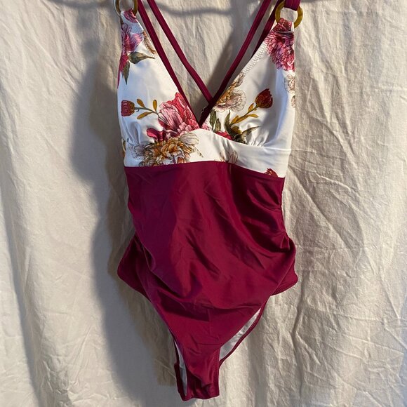 One Piece Swimsuit - Picture 2 of 7